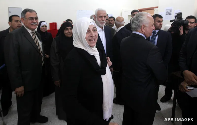 Lebanese parliament member, Bahiya Hariri visits the Islamic University during her tour with the Lebanese delegation to the Gaza Strip, in Gaza city on Dec. 1 . Hariri, the sister of former Lebanese Prime Minister Rafeq...