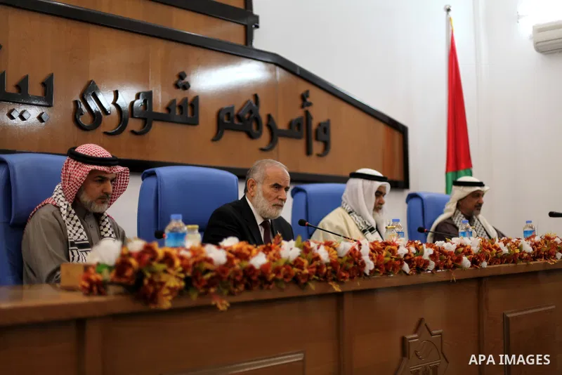 The spokesman of the Palestinian parliament, Ahmed Bahr, meets with members of the Bahraini delegation in Gaza City on Dec. 12, 2012. The delegation is on a solidarity visit with the Palestinian people to the Hamas-run G...