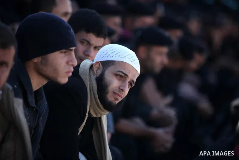 Palestinian police men take part in a graduation ceremony for members of Hamas security forces in Gaza City December 17, 2012. Photo by Majdi Fathi