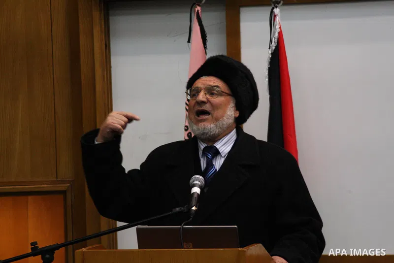 Aziz Dweik, representative of Hamas meets wtih leaders of the palestinian factions to discuss the Palestinian reconciliation, in the West Bank city of Nablus, on Dec. 23, 2012. Photo by Nedal Eshtayah