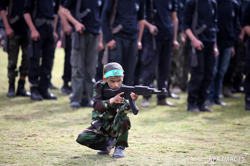 Palestinian students demonstrate their skills during a graduation ceremony for martial arts course organized by Palestinian ministry of education in Gaza City January 24, 2013. Photo by Majdi Fathi