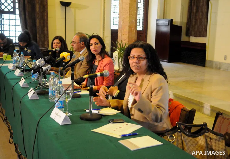 Egyptian professors of the American University in Cairo participate in the third meeting of the roundtable during series of meetings behind events, at the American University in Cairo on February 19, 2013. The meeting di...