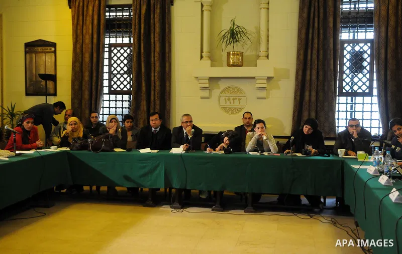 Egyptian professors of the American University in Cairo participate in the third meeting of the roundtable during series of meetings behind events, at the American University in Cairo on February 19, 2013. The meeting di...