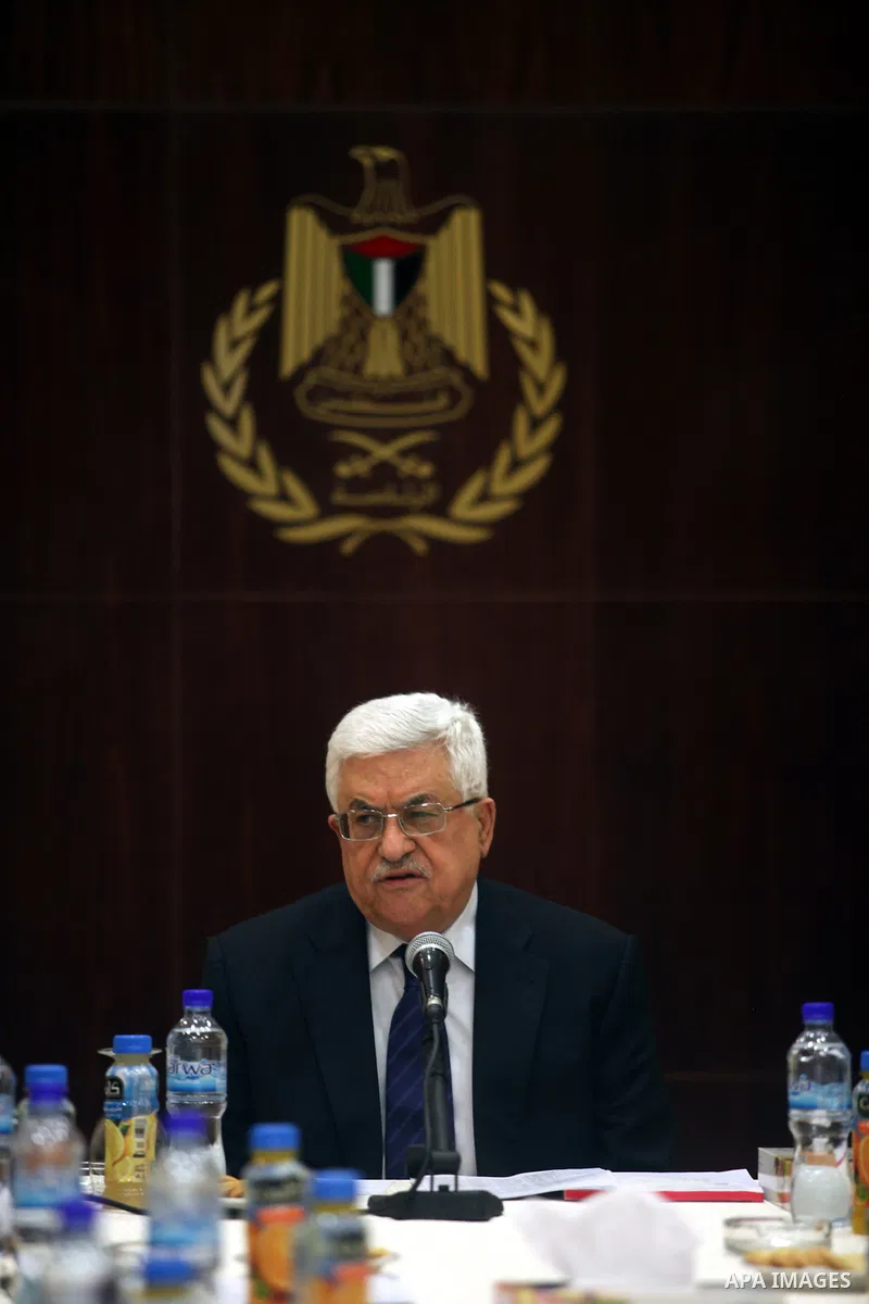 Palestinian President Mahmoud Abbas (Abu Mazen) meets with members of the Executive Committee, in the West Bank city of Ramallah, on Feb. 26, 2013. Photo by Issam Rimawi