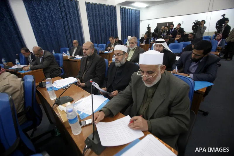 Members of the Palestinian Legislative council attend a a press conference to discuss issue the death of the Palestinian prisoner in an Israeli jail, in Gaza city on Feb. 28, 2013. Photo by Ashraf Amra