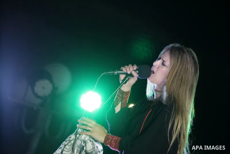 Palestinian singer Dalal Abu Amna participates in the fifth Palestinian Heritage Festival at the Hebrew University in Jerusalem on June 3, 2013. Photo by Saeed Qaq