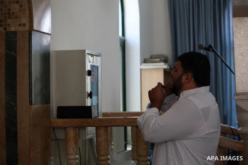 Palestinian worshipers attend Friday prayer at Mohamed al-Fateh mosque in Jerusalem's Old city, June 14, 2013. An Israeli court in Jerusalem has decided to allow the Israeli government to demolish a section of Mohammed a...