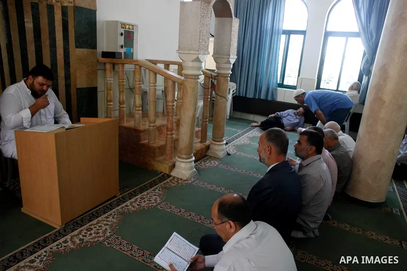Palestinian worshipers attend Friday prayer at Mohamed al-Fateh mosque in Jerusalem's Old city, June 14, 2013. An Israeli court in Jerusalem has decided to allow the Israeli government to demolish a section of Mohammed a...