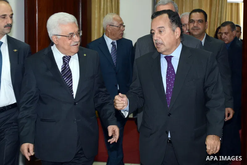 Palestinian President Mahmoud Abbas (Abu Mazen) meets with cEgyptian Foreign Minister Nabil Fahmy in the West Bank city of Ramallah on August 26, 2013. Photo by Thaer Ganaim