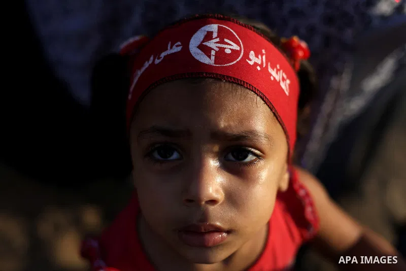 Palestinian supporters of Popular Front for the Liberation of Palestine (PFLP) take part in a rally marking the 12th anniversary of the killing of Abu Ali Mustafa, leader of (PLFP), in Gaza City August 27, 2013. Abu Must...