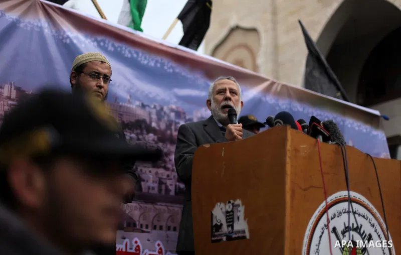 Palestinian supporters of the Islamic Jihad take part in a demonstration against resuming peace talks with Israel in Gaza City, Jan. 10, 2014. In recent weeks, U.S. Secretary of State John Kerry has stepped up involvemen...