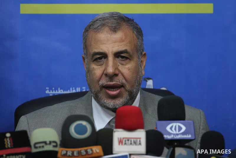 Palestinian Minister of Health mofeed Almakhllaty speaks during a press conference, in Gaza city, on Jan. 26, 2014. Photo by Mohammed Asad