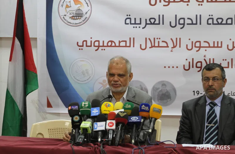Palestinian Minister of prisoners, Atallah Abu Subbah, speaks during a press conference, in Gaza city on Feb. 19, 2014. Photo by Mohammed Asad