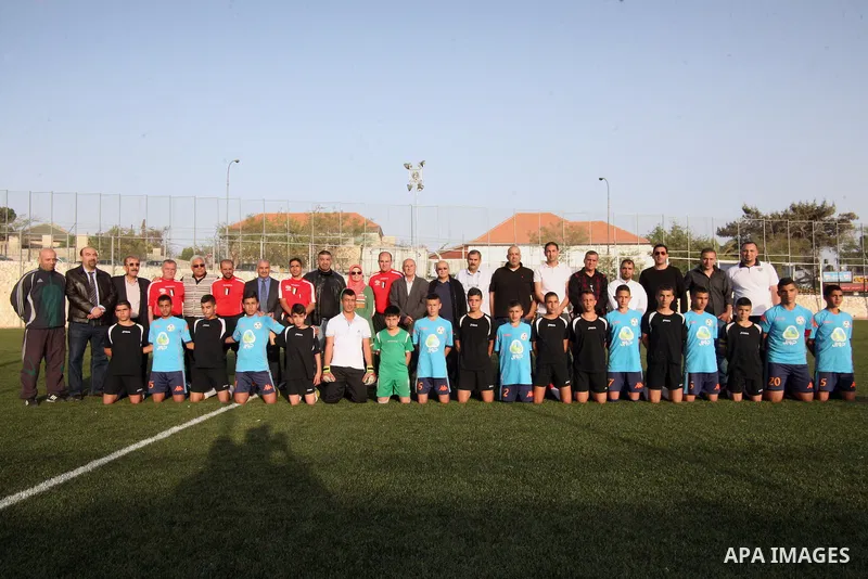 Palestinian Local players play with wahdat sport club from Jordan during their match, at Jerusalem city, on March 29, 2014. Palestinian Sakhnin players win in the International Cup of Jerusalem. Photo by Saeed Qaq