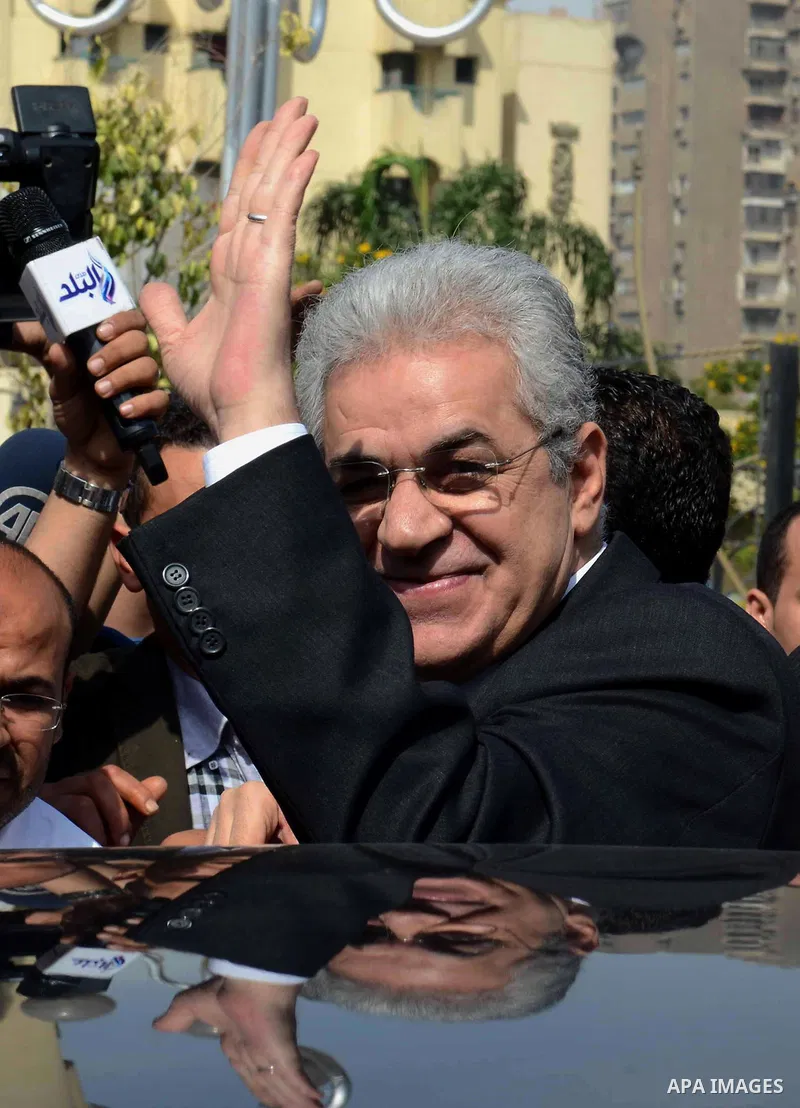 Egyptian presidential hopeful Hamdeen Sabahy arrives to formally submit the documents required for his presidential candidacy to Egyptian presidential elections commission, in Cairo, Egypt, 19 April 2014. Leading Egyptia...