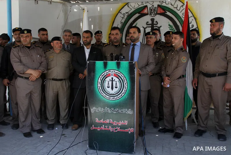 A spokesman of the Palestinian ministry of interior in Gaza strip, Iyad Al-Bozum speaks during a press conference to announce the names of the released from the Palestinian prison in Gaza City April 21, 2014. Palestinian...