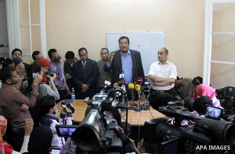 Egyptian members of April 6 movement hold a press conference in Cairo on April 29, 2014. An Egyptian court banned the April 6 youth movement that spearheaded the 2011 revolt which toppled strongman Hosni Mubarak, followi...