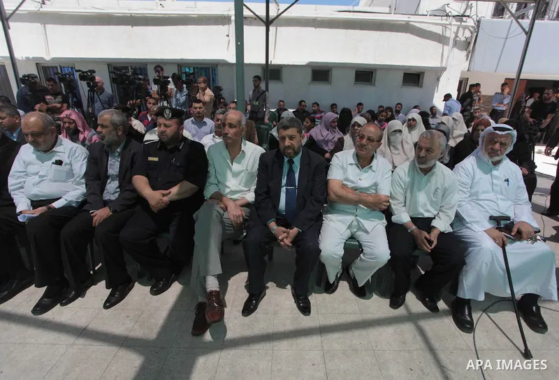 Palestinians take part a protest against the Judaization of Al-Aqsa at the Legislative Council in Gaza City on May 18, 2014. Photo by Ashraf Amra