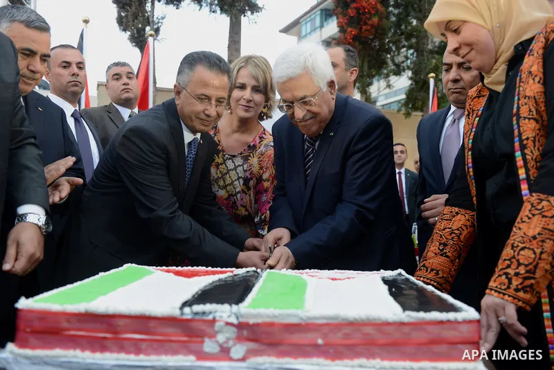 Palestinian President, Mahmoud Abbas attends a ceremony of independence of the Kingdom Hashemite of Jordan, in the West Bank city of Ramallah, on May 28, 2014. Photo by Thaer Ganaim