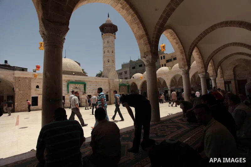 Palestinian muslims pray at mosque during the Muslims fasting month of Ramadan in Gaza city, on June 30, 2014. Muslims around the world refrain from eating, drinking and sexual intercourse from dawn till dusk during Rama...