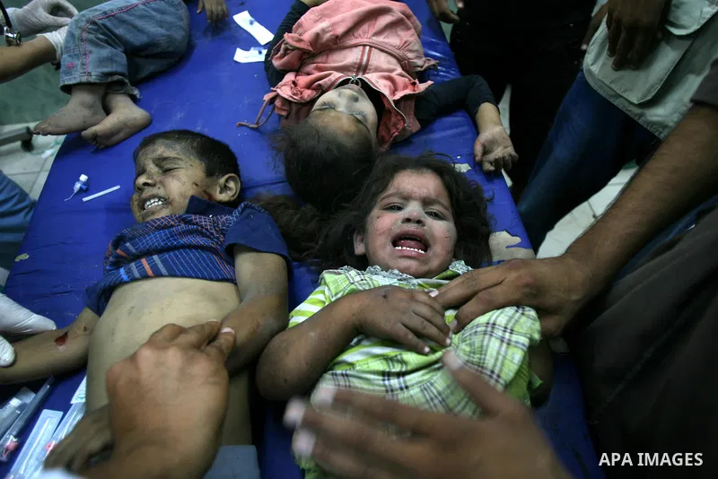 Injured Palestinian children receive medical treatment at al-Najar hospital in Rafah in the southern of Gaza strip, following an Israeli military strike on August 1, 2014. Egypt told Palestinian officials it is delaying...