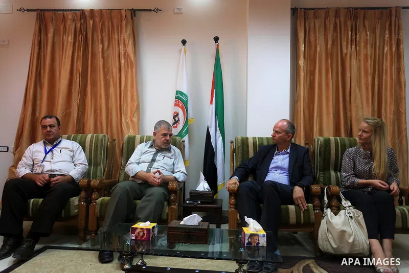 Norway's ambassador of the Palestinian Authority in Jerusalem, "Hans Jacob Ferdinland" visits Al-Shifa hospital, in Gaza city, on Sep. 03, 2014. Photo by Mohammed Asad