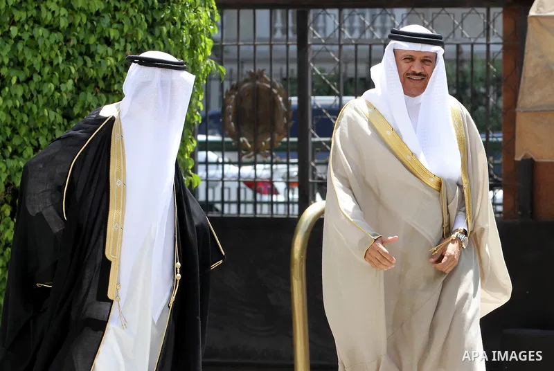Foreign ministers of the Arab League arrive in an emergency meeting at the league's headquarters in Cairo September 7, 2014. According to media sources among other topic the ministers will be discussing are the ongoing c...