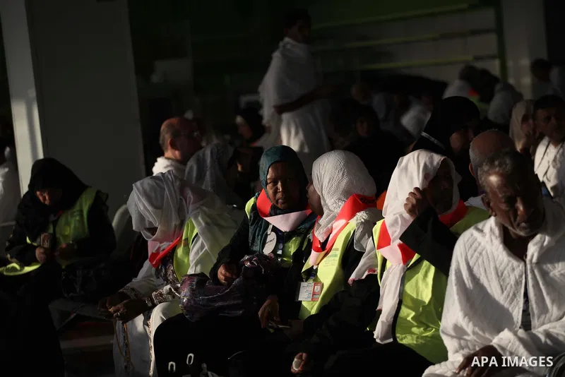 Palestinian Muslim pilgrims arrive at the King Abdulaziz international airport as they prepare to go for their pilgrimage to Mecca, on Sept. 23, 2014. Hundreds of Palestinian pilgrims are leaving Gaza strip through the R...