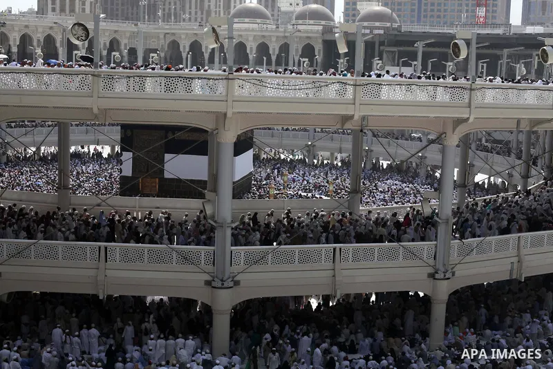 Muslim pilgrims circumventing around the holly Kaaba located in the center of the Haram Sharif Great Mosque, during the Muslim's Hajj 2014 pilgrimage, in Mecca, Saudi Arabia, 25 September 2014. According to the Muslims h...