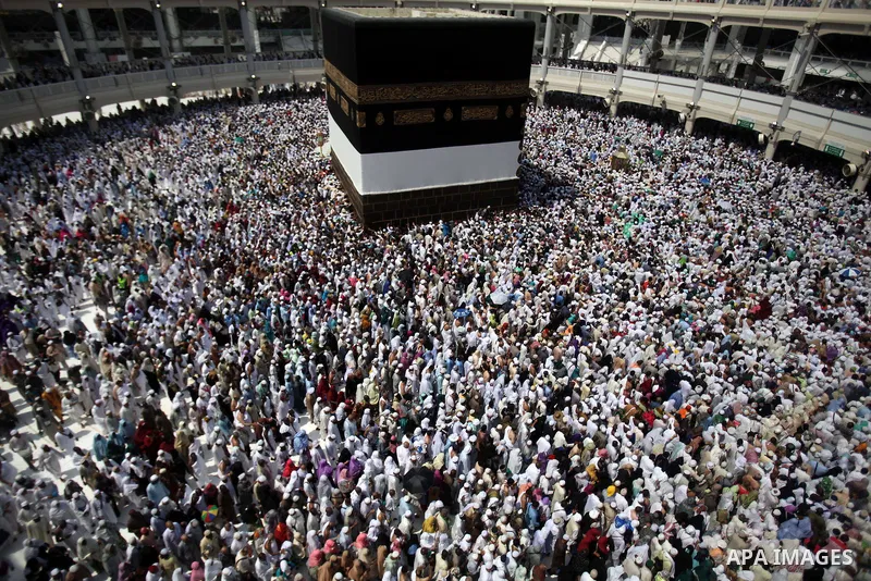 Muslim pilgrims circumventing around the holly Kaaba located in the center of the Haram Sharif Great Mosque, during the Muslim's Hajj 2014 pilgrimage, in Mecca, Saudi Arabia, 25 September 2014. According to the Muslims h...