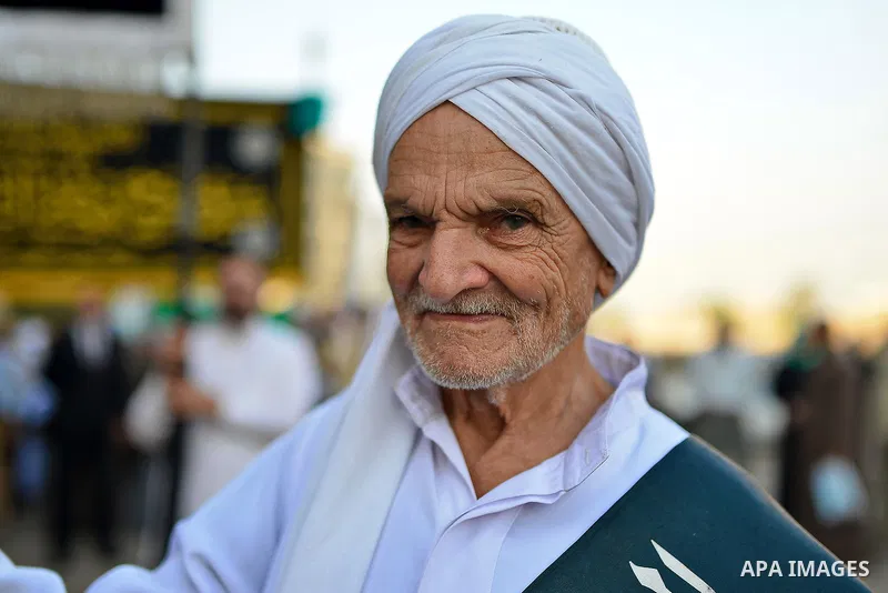 Members of Egyptian sufi muslim group parade the street during a ritual to commemorate the Hijri New Year, also known as Islamic New Year, in Cairo on October 26, 2014. The Islamic year lasts for about 354 days and consi...