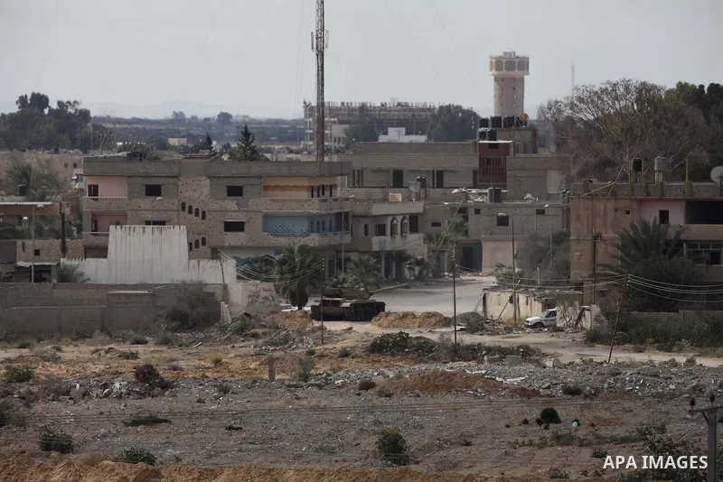 Egyptian soldiers take part in a military operation in the Egyptian city of Rafah, near the border with the southern Gaza Strip on October 30, 2014, as Egypt began setting up a buffer zone along the border with the Hamas...