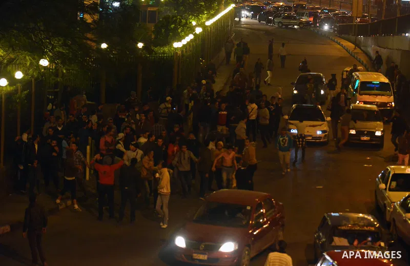 Egyptian anti-Mubarak protesters gather at Abdel Moneim Riad, a main transportation hub for taxis and buses, after hearing the verdict of former Egyptian president Hosni Mubarak, in Cairo, Egypt, 29 November 2014. An Egy...