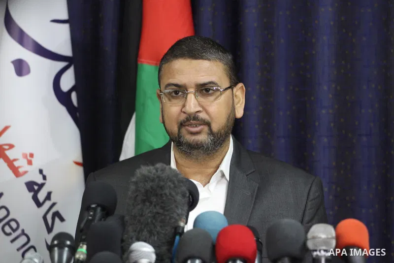 Spokesman of Hamas movement in Gaza Strip, Sami Abu Zuhri, speaks during a press conference in Gaza city on November 30, 2014. Photo by Mohammed Asad