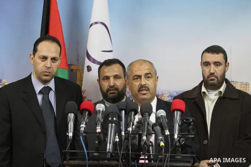 Former head of the union staff in Gaza, Mohammed Siam speaks during a press conference in Gaza city, on December 31, 2014. Photo by Mohammed Asad
