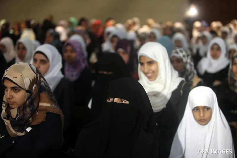 Palestinians attend a ceremony to honor the servants of Quran, in Gaza city on January 25, 2015. Photo by Ashraf Amra