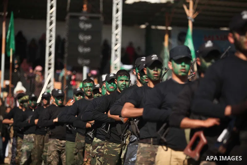 Palestinian youths demonstrate their skills during a graduation ceremony of a military-style camp organized by the Hamas movement in Gaza City on January 29, 2015. Hamas's armed wing organized "Liberation Youths Camps" f...