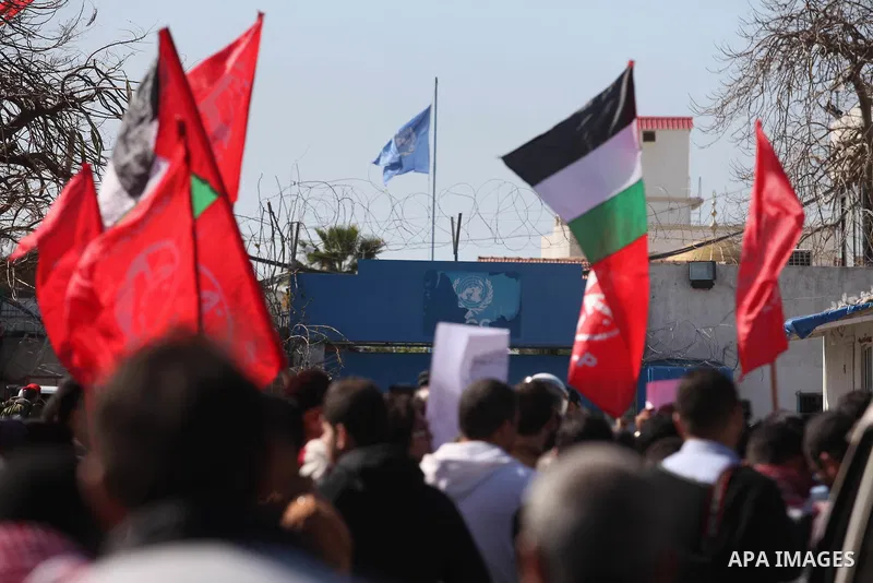 Palestinian supporters of the Popular Front for the Liberation of Palestine (PFLP) take part a protest in front of the headquarters of the United Nations in Gaza city on February 3, 2015 after the UN announced a lack of...