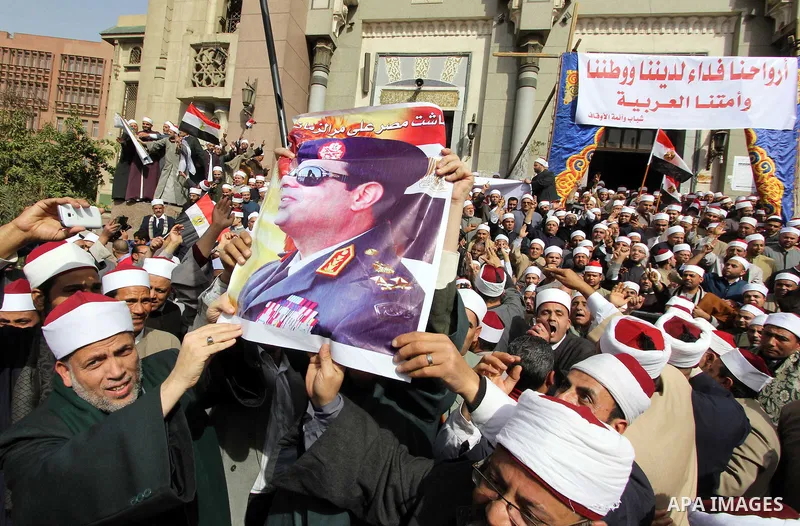 Egyptian clerics from Al-Azhar institution rally to denounce terrorism and show solidarity with the Egyptian government and security forces at a mosque in central, Cairo, February 3, 2015. Egyptian President Abdel Fattah...