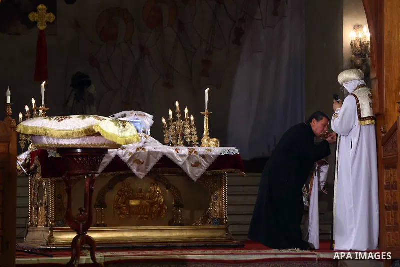 Egypt's Coptic Pope Tawadros II leads a mass to honor the memory of the Egyptian Coptic Christians murdered by Islamic State (IS) group militants in Libya, at Saint-Mark's Coptic Cathedral in Cairo's al-Abbassiya distric...