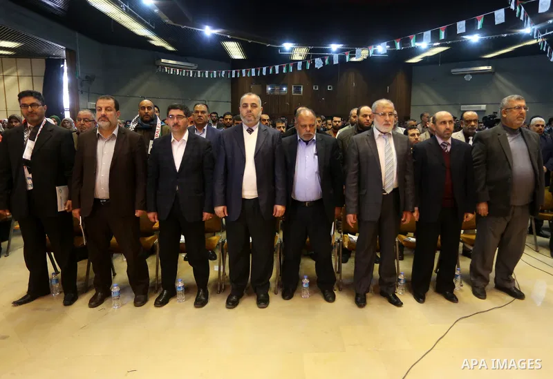 Palestinians take part during a ceremony of the Palestinian accountant Day in Gaza city on March 19, 2015. Photo by Mohammed Asad