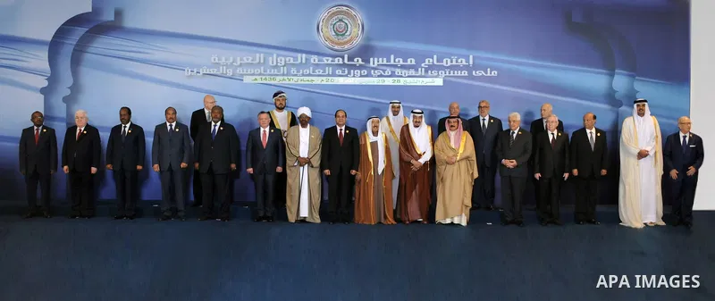 Egypt's President Abdel Fattah al-Sisi stands with Arab League heads in Sharm el-Sheikh, in the South Sinai governorate, south of Cairo, March 28, 2015. Arab League heads of state will hold a two-day summit to discuss a...