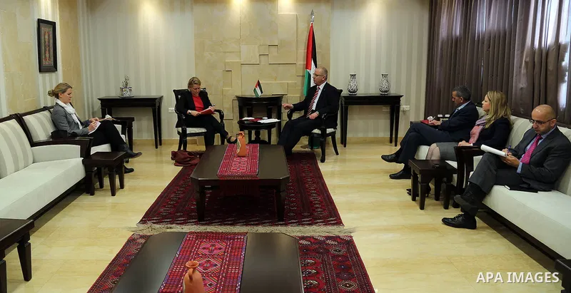 Palestinian prime minister Rami Hamdallah meet with Suwaidi Consul Anne Sufi Nelson, in the West bank city of Ramallah, on march 30, 2015. Photo by Prime Minister Office