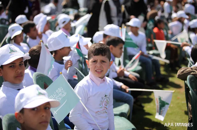 Palestinian orphans attend a ceremony to mark the Orphan Day, in Gaza city, on April 2, 2015. Photo by Ashraf Amra
