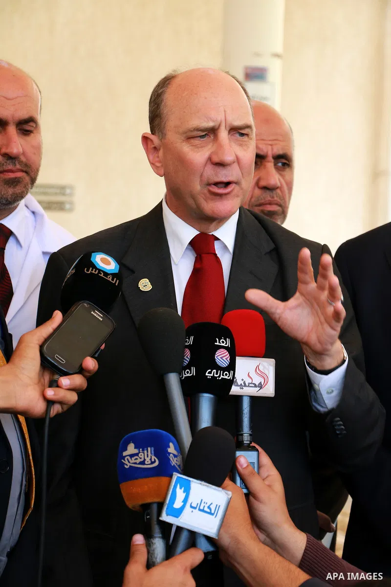 James Rawley, United Nations' humanitarian coordinator for the Palestinian territories, visits the European Gaza Hospital, in of Khan Younis in the southern Gaza Strip. Photo by Abed Rahim Khatib