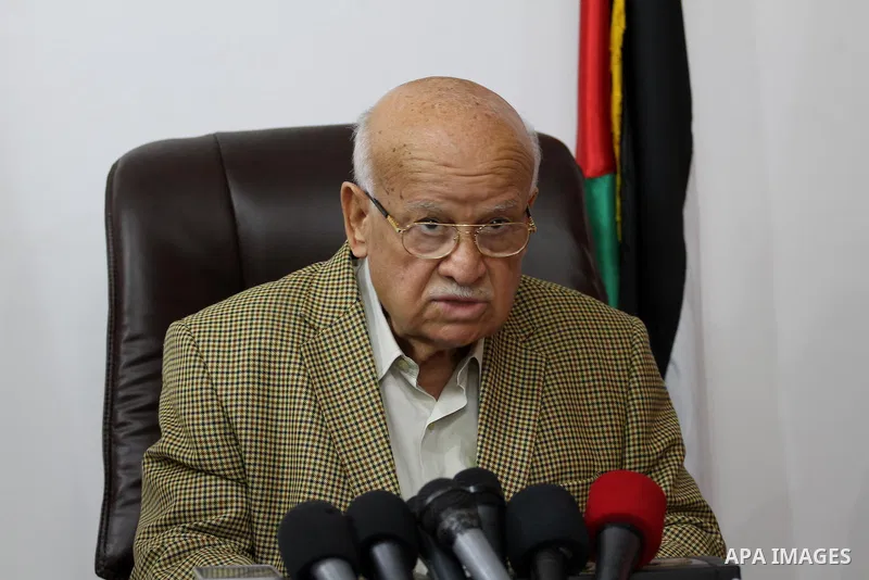Member of the Central Committee of the Palestine Liberation Organization, Zakaria al-Agha, speaks during a press conference, in Gaza city, on April 29, 2015. Photo by Mohammed Asad