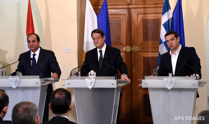 President of the Republic of Cyprus, Nikos Anastasiades (C), Egyptian President Abdel Fattah al-Sisi (L) and Greek Prime Minister Alexis Tsipras (R), attend their press conference in Nicosia, Cyprus 29 April 2015. Cyprus...