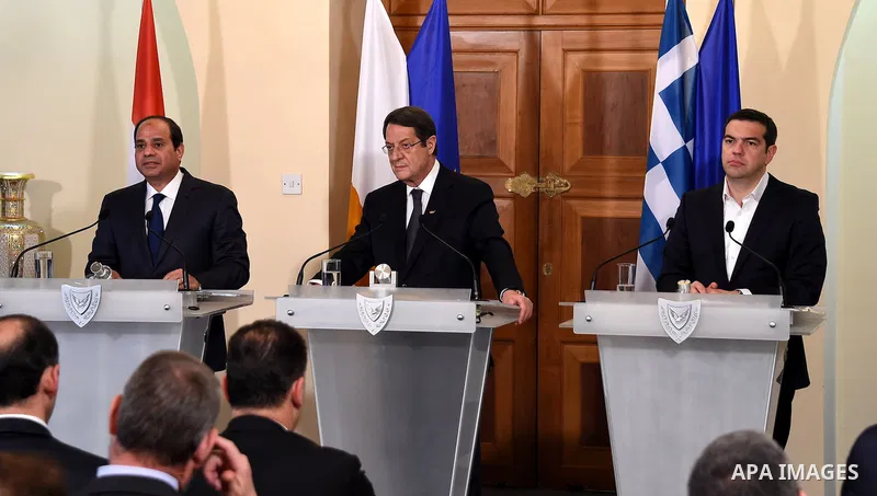 President of the Republic of Cyprus, Nikos Anastasiades (C), Egyptian President Abdel Fattah al-Sisi (L) and Greek Prime Minister Alexis Tsipras (R), attend their press conference in Nicosia, Cyprus 29 April 2015. Cyprus...