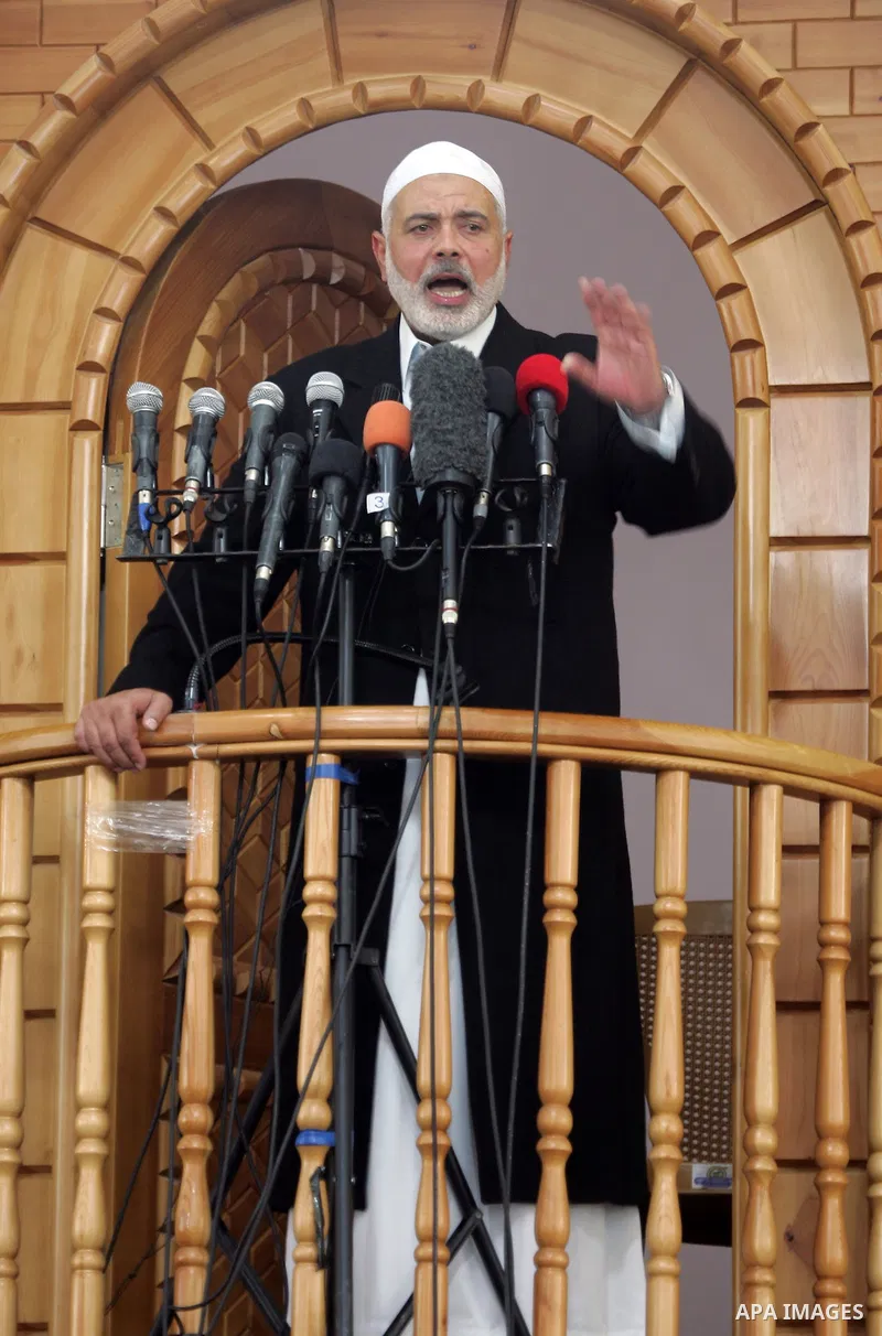 Senior Hamas leader Ismail Haniyeh, gives a speech during Friday prayers in the southern Gaza Strip town of Rafah on May 1, 2015. Photo by Abed Rahim Khatib