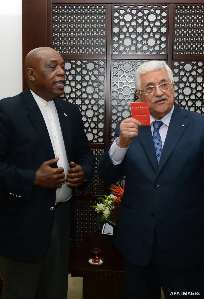 Palestinian President, Mahmoud Abbas (Abu Mazen) meets with the delegation from South Africa, in the West Bank city of Ramallah, on May 5, 2015. Photo by Osama Falah